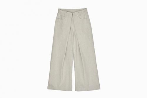 <img class='new_mark_img1' src='https://img.shop-pro.jp/img/new/icons2.gif' style='border:none;display:inline;margin:0px;padding:0px;width:auto;' />Nomat / Front Tucked Pants(WHITE)