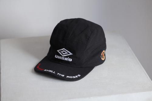 <img class='new_mark_img1' src='https://img.shop-pro.jp/img/new/icons2.gif' style='border:none;display:inline;margin:0px;padding:0px;width:auto;' />Children of the discordance / UMBRO Changeover 5Panel Cap(BLACK)