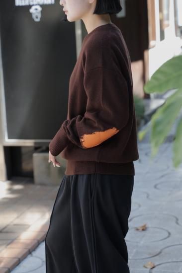 YOKE | PAINTED ELBOW PATCH SWEATER(BROWN) | ペイントエルボー YOKE | PAINTED ELBOW PATCH SWEATER(BROWN) | ペイントエルボー