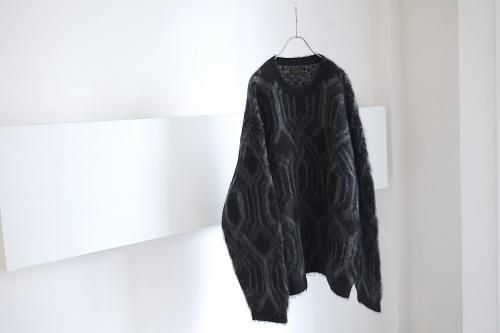 <img class='new_mark_img1' src='https://img.shop-pro.jp/img/new/icons2.gif' style='border:none;display:inline;margin:0px;padding:0px;width:auto;' />ANTHEM A / ALPACA WOOL INTASIA KNIT PULLOVER(BLACK)