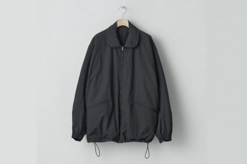 <img class='new_mark_img1' src='https://img.shop-pro.jp/img/new/icons2.gif' style='border:none;display:inline;margin:0px;padding:0px;width:auto;' />ssstein / PADDED COACH JACKET(BLACK)