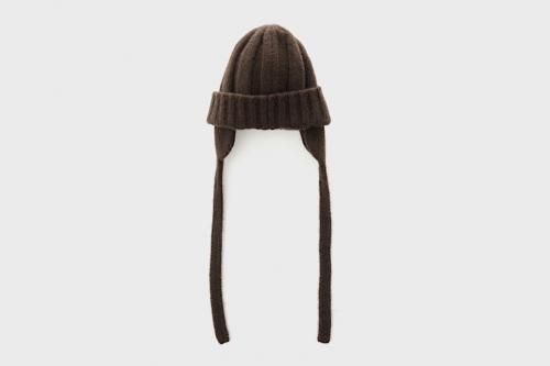 <img class='new_mark_img1' src='https://img.shop-pro.jp/img/new/icons2.gif' style='border:none;display:inline;margin:0px;padding:0px;width:auto;' />Nomat / Knit Hat With Earpieces(DARK BROWN)