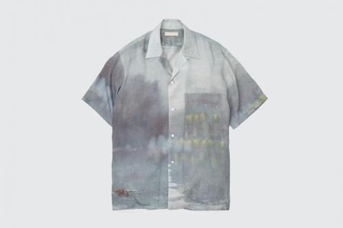 <img class='new_mark_img1' src='https://img.shop-pro.jp/img/new/icons2.gif' style='border:none;display:inline;margin:0px;padding:0px;width:auto;' />YOKE / LANDSCAPE PRINTED OPEN COLLAR SHIRT(BLUE)