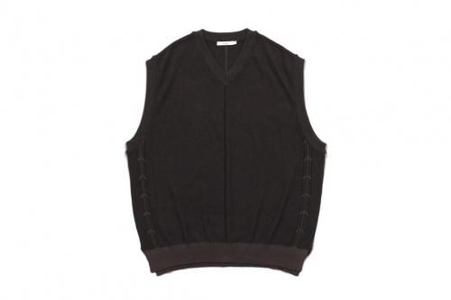 <img class='new_mark_img1' src='https://img.shop-pro.jp/img/new/icons2.gif' style='border:none;display:inline;margin:0px;padding:0px;width:auto;' />YASHIKI / Yozora V-neck Vest(BROWN)