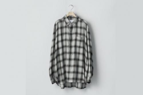 <img class='new_mark_img1' src='https://img.shop-pro.jp/img/new/icons2.gif' style='border:none;display:inline;margin:0px;padding:0px;width:auto;' />ssstein / RAYON/LYOCELL CHECK OVERSIZED DOWN PAT SHIRT(BLACK OMBRE)