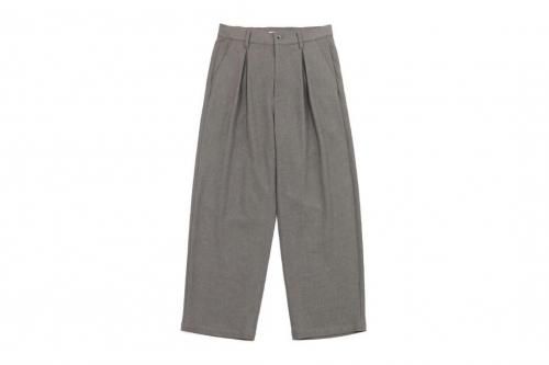 <img class='new_mark_img1' src='https://img.shop-pro.jp/img/new/icons2.gif' style='border:none;display:inline;margin:0px;padding:0px;width:auto;' />SAYATOMO /2-Tack Wide Slacks(BEIGE)