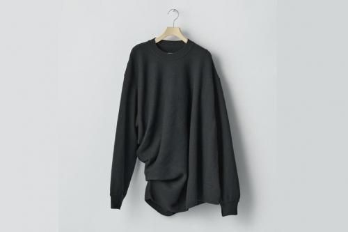 <img class='new_mark_img1' src='https://img.shop-pro.jp/img/new/icons2.gif' style='border:none;display:inline;margin:0px;padding:0px;width:auto;' />ssstein / EXTRA FINE WOOL KNIT DEFORMED LS(BLACK)