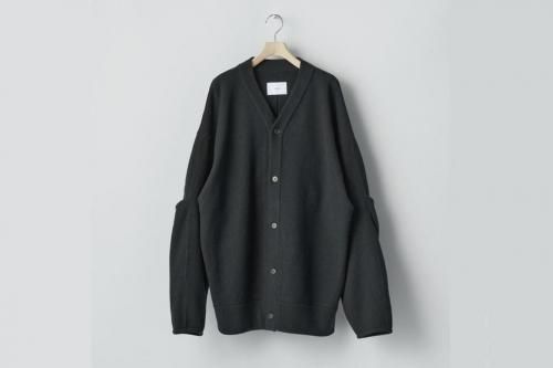 <img class='new_mark_img1' src='https://img.shop-pro.jp/img/new/icons2.gif' style='border:none;display:inline;margin:0px;padding:0px;width:auto;' />ssstein / EXTRA FINE WOOL KNIT TUCKED CARDIGAN(BLACK)