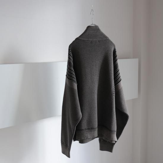 かとふ⭐　グレージュ YASHIKI / Fuyushigure Half Zip Knit (GREIGE) | フユシグレ