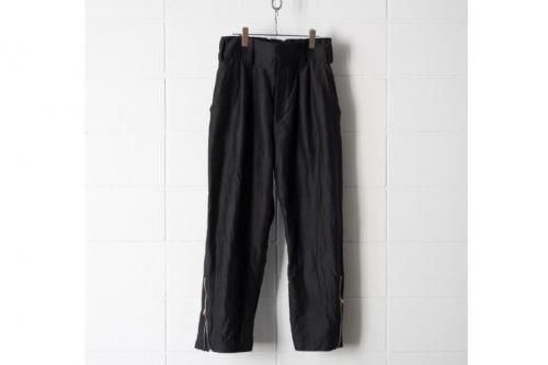 <img class='new_mark_img1' src='https://img.shop-pro.jp/img/new/icons2.gif' style='border:none;display:inline;margin:0px;padding:0px;width:auto;' />barbell object / zipper pt(BLACK)