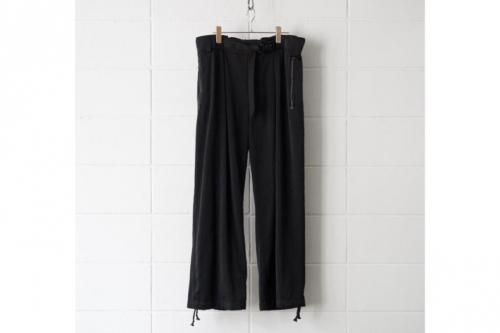 <img class='new_mark_img1' src='https://img.shop-pro.jp/img/new/icons2.gif' style='border:none;display:inline;margin:0px;padding:0px;width:auto;' />barbell object / clip tuck pt(BLACK)