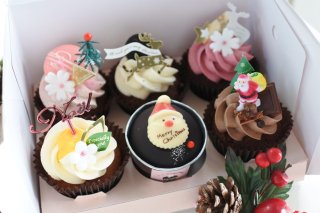 クリスマスカップケーキ6個Box（12月1日からお届け可）