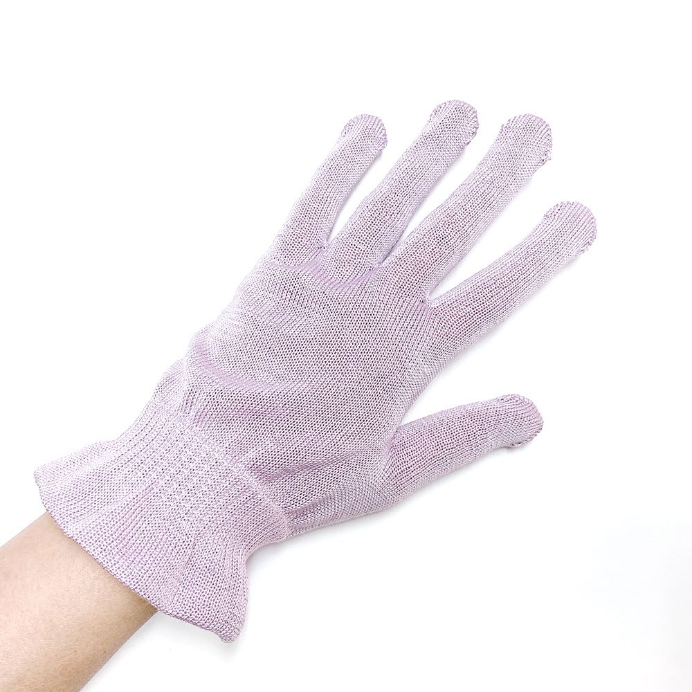 シルク,手袋,手荒れ,ハンドケア,紫外線,UV,防止,対策,やさしい,着用画像,