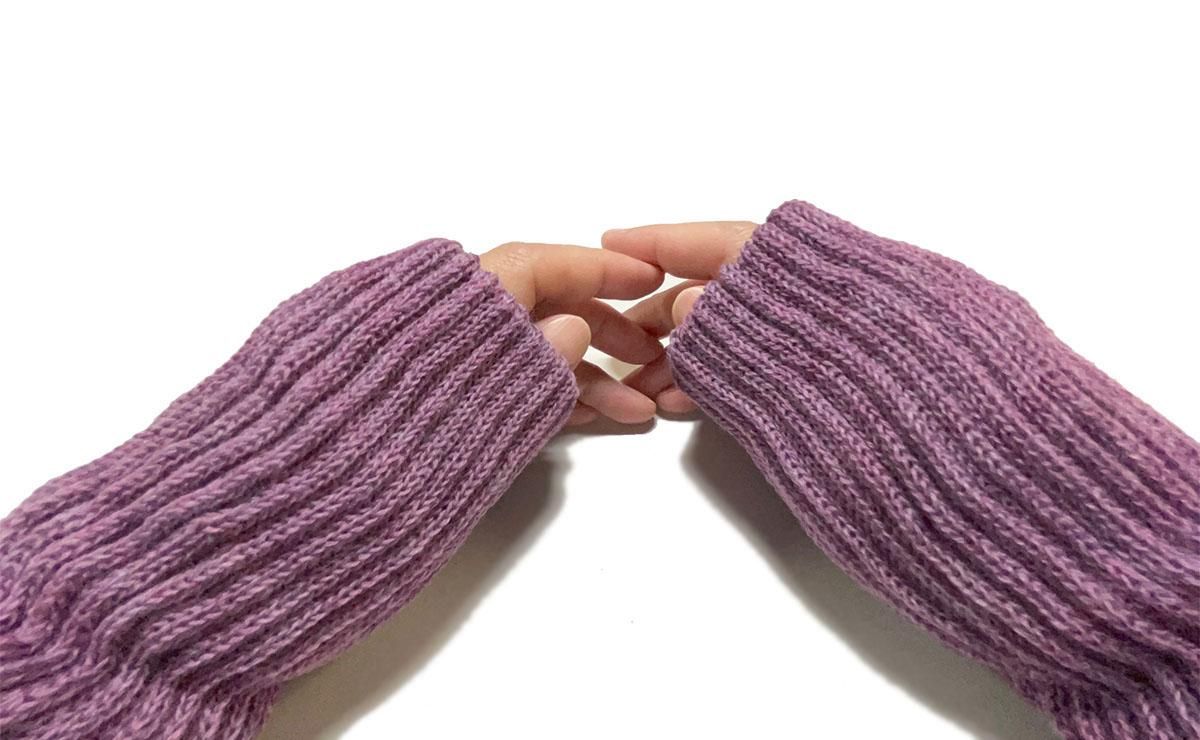 シルクウールマルチウォーマー,手もと,足もと,シルク,ウール,冷え性,寒い,あたため,やわらかい,