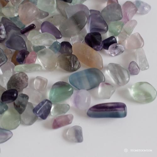 ★特選一石★天才の石♢100g【ハイクォリティフローライトさざれ】❤️ ☆特選一石☆天才の石♢100g【ハイクォリティフローライトさざれ