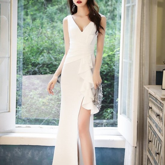 白 ドレス