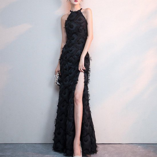 XS～4Lの豊富なサイズ展開 ふわふわフェザーのマキシ丈スリットタイト黒ドレス ワンピース