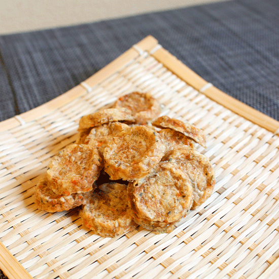 ワンコせんべい 鶏肉と野菜とコシヒカリ 犬の無添加手作りフードとサプリメントの専門店パウディ