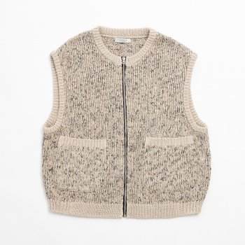 <img class='new_mark_img1' src='https://img.shop-pro.jp/img/new/icons14.gif' style='border:none;display:inline;margin:0px;padding:0px;width:auto;' />ENCOMING/ KNITTED TWO POCKET VEST 