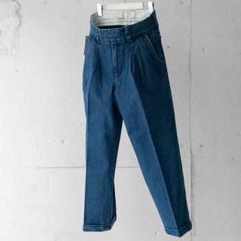 <img class='new_mark_img1' src='https://img.shop-pro.jp/img/new/icons14.gif' style='border:none;display:inline;margin:0px;padding:0px;width:auto;' />FARAH/  Three-tuck WIde Pants 