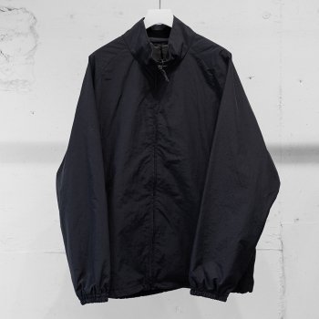<img class='new_mark_img1' src='https://img.shop-pro.jp/img/new/icons14.gif' style='border:none;display:inline;margin:0px;padding:0px;width:auto;' />stein/ WINDBREAKER STAND COLLAR JACKET 