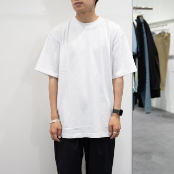 <img class='new_mark_img1' src='https://img.shop-pro.jp/img/new/icons14.gif' style='border:none;display:inline;margin:0px;padding:0px;width:auto;' />saby / WIDE NECK TEE -MADE BY FRUIT OF THE LOOM- 