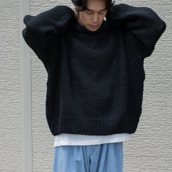 <img class='new_mark_img1' src='https://img.shop-pro.jp/img/new/icons14.gif' style='border:none;display:inline;margin:0px;padding:0px;width:auto;' />SEEALL/ HAND OVERSIZED HIGHNECK SWEATER 