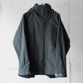<img class='new_mark_img1' src='https://img.shop-pro.jp/img/new/icons14.gif' style='border:none;display:inline;margin:0px;padding:0px;width:auto;' />AFTERHOURS / SHELL PARKA 