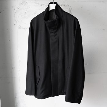 <img class='new_mark_img1' src='https://img.shop-pro.jp/img/new/icons14.gif' style='border:none;display:inline;margin:0px;padding:0px;width:auto;' />stein/ MELTON STAND COLLAR ZIP SHORT JACKET 