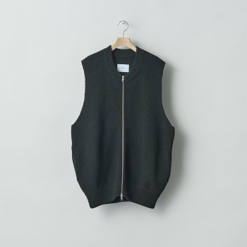 <img class='new_mark_img1' src='https://img.shop-pro.jp/img/new/icons14.gif' style='border:none;display:inline;margin:0px;padding:0px;width:auto;' />stein/ OVERSIZED DRIVERS KNIT ZIP VEST 