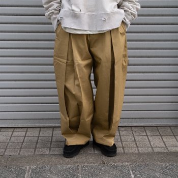 <img class='new_mark_img1' src='https://img.shop-pro.jp/img/new/icons14.gif' style='border:none;display:inline;margin:0px;padding:0px;width:auto;' />SAGE NATION / BOXPLEAT TROUSER 