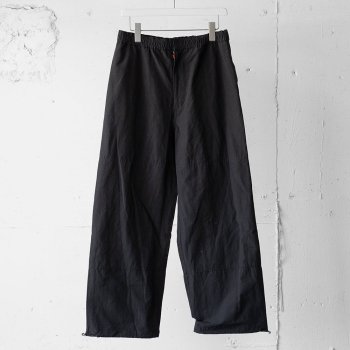 <img class='new_mark_img1' src='https://img.shop-pro.jp/img/new/icons14.gif' style='border:none;display:inline;margin:0px;padding:0px;width:auto;' />ENCOMING/ PULLCORD PANELED TROUSER 
