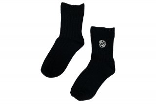 <img class='new_mark_img1' src='https://img.shop-pro.jp/img/new/icons41.gif' style='border:none;display:inline;margin:0px;padding:0px;width:auto;' />FRORAL EMBLEM SOCKS<br>BLACK/10月/二つ追い野牡丹/素朴の商品画像