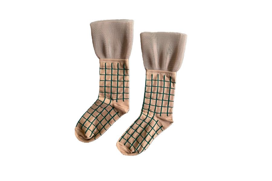 PATTERNED MESH BLOCKED SOCKS<br>BEIGE<img class='new_mark_img2' src='https://img.shop-pro.jp/img/new/icons5.gif' style='border:none;display:inline;margin:0px;padding:0px;width:auto;' />