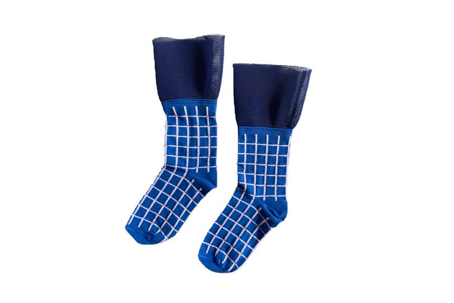 PATTERNED MESH BLOCKED SOCKS<br>BLUE<img class='new_mark_img2' src='https://img.shop-pro.jp/img/new/icons5.gif' style='border:none;display:inline;margin:0px;padding:0px;width:auto;' />
