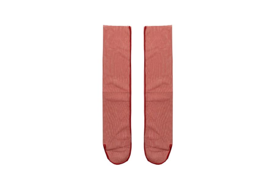 TULLE LOOSE SOCKS<br>RED<img class='new_mark_img2' src='https://img.shop-pro.jp/img/new/icons5.gif' style='border:none;display:inline;margin:0px;padding:0px;width:auto;' />