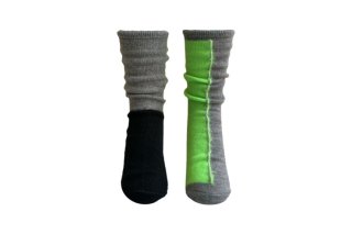 COLOR BLOCK SOCKS<br>GRAY×NEONEGREEN×BLACK<img class='new_mark_img2' src='https://img.shop-pro.jp/img/new/icons5.gif' style='border:none;display:inline;margin:0px;padding:0px;width:auto;' />の商品画像