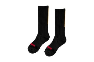 UNISEX/LINE SPORTS SOCKS<br>BLACK<img class='new_mark_img2' src='https://img.shop-pro.jp/img/new/icons5.gif' style='border:none;display:inline;margin:0px;padding:0px;width:auto;' />ξʲ