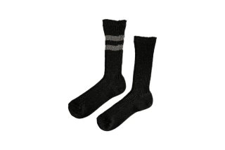 ASIMMETRIC LINE LAME LOOSE SOCKS<br>BLACK<img class='new_mark_img2' src='https://img.shop-pro.jp/img/new/icons5.gif' style='border:none;display:inline;margin:0px;padding:0px;width:auto;' />の商品画像