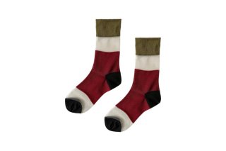 SEE-THROUGH 3COLOR BLOCK SOCKS<br>KHAKI×RED<img class='new_mark_img2' src='https://img.shop-pro.jp/img/new/icons5.gif' style='border:none;display:inline;margin:0px;padding:0px;width:auto;' />の商品画像