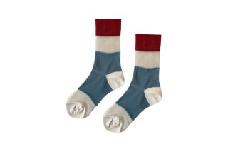 SEE-THROUGH 3COLOR BLOCK SOCKS<br>RED×BLUE<img class='new_mark_img2' src='https://img.shop-pro.jp/img/new/icons5.gif' style='border:none;display:inline;margin:0px;padding:0px;width:auto;' />の商品画像