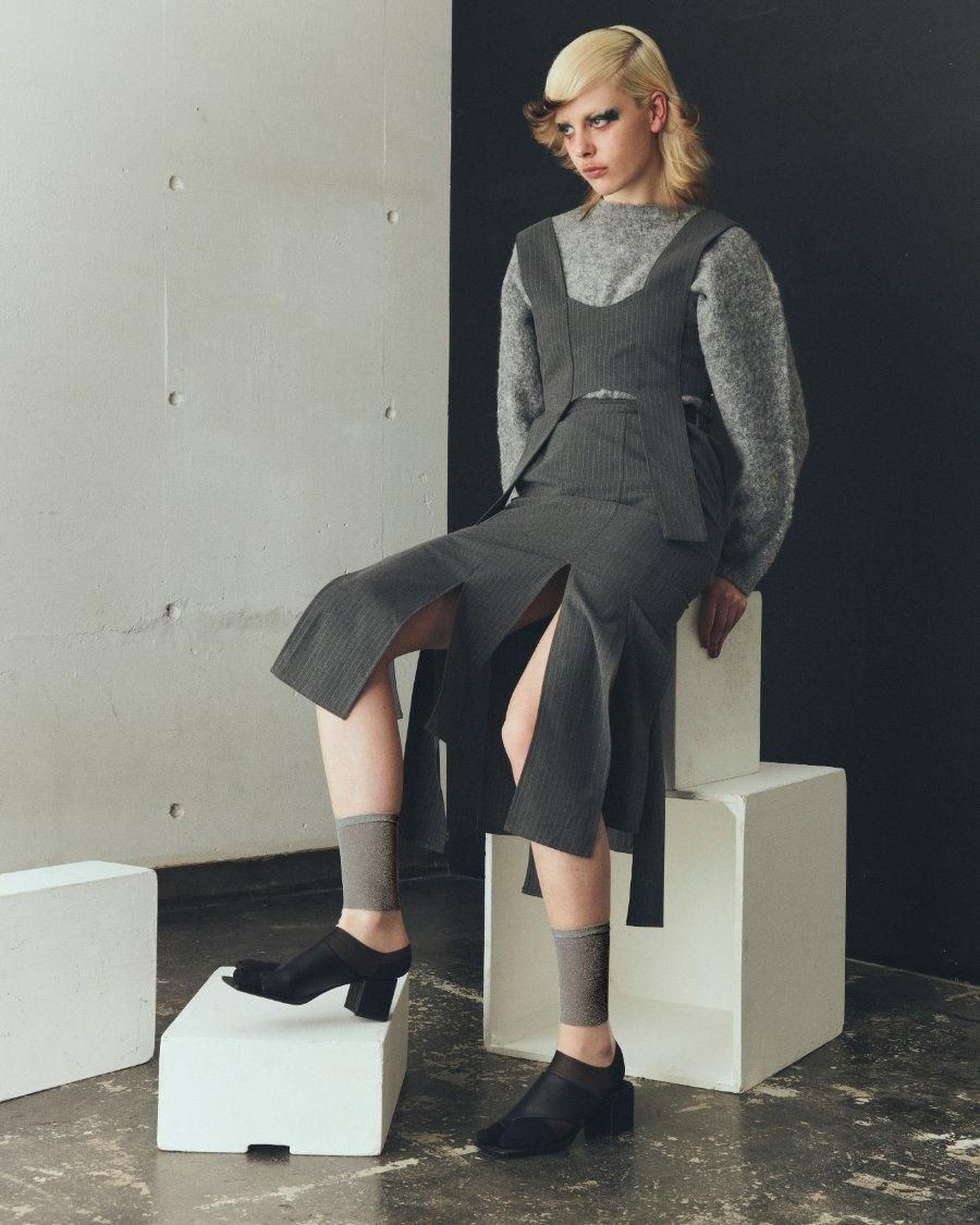 ソラフル様  9袋目 ラメシースルー足袋ルーズソックス | シルバー - FAKUI 公式