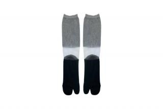 GLITTER SEE-THROUGH TABI SOCKS<br>SILVERξʲ
