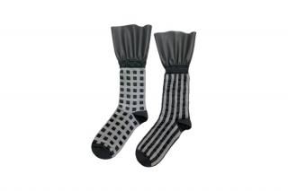 FAUX LEATHER RUFFLE CHECK  STRIPED SOCKS<br>WHITEξʲ