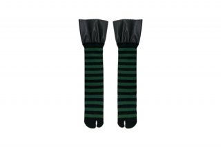 FAUX LEATHER RUFFLE BORDER TABI SOCKS<br>GREEN<img class='new_mark_img2' src='https://img.shop-pro.jp/img/new/icons5.gif' style='border:none;display:inline;margin:0px;padding:0px;width:auto;' />ξʲ