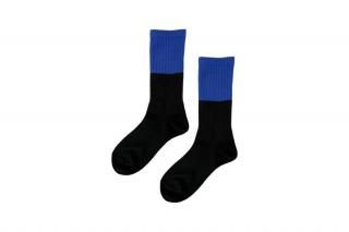 COLOR BLOCK SPORTS SOCKS<br>BLUE×BLACK<img class='new_mark_img2' src='https://img.shop-pro.jp/img/new/icons5.gif' style='border:none;display:inline;margin:0px;padding:0px;width:auto;' />の商品画像