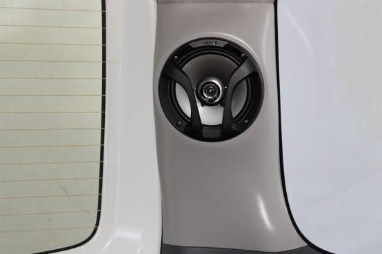 ハイエースナロー用Dピラースピーカーコンバートキット新品　neru海製 ハイエースナロー用Dピラースピーカーコンバートキット新品 neru