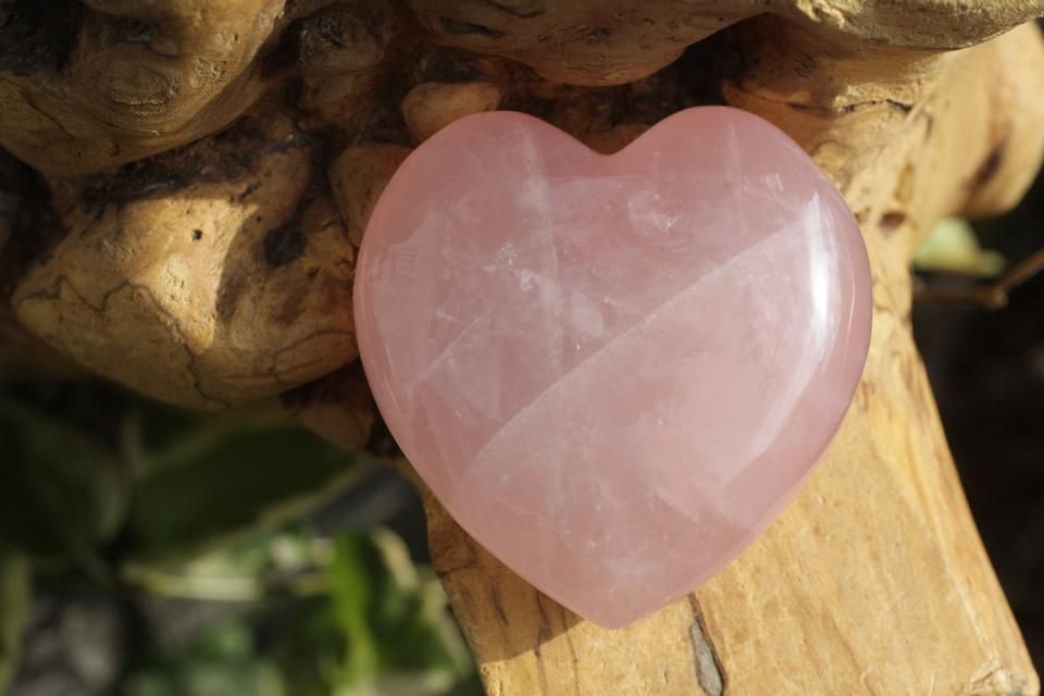 ローズクオーツ　マダガスカル　ハート Madagascar Rose Quartz マダガスカル産ローズクオーツ（heart