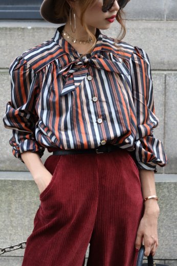 stripe ribbon blouse
