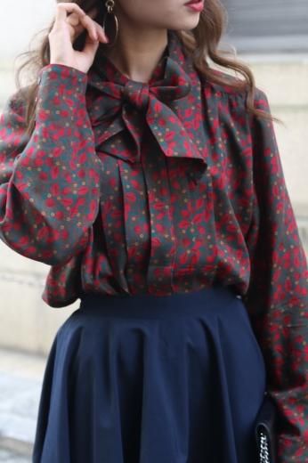 flower design ribbon blouse